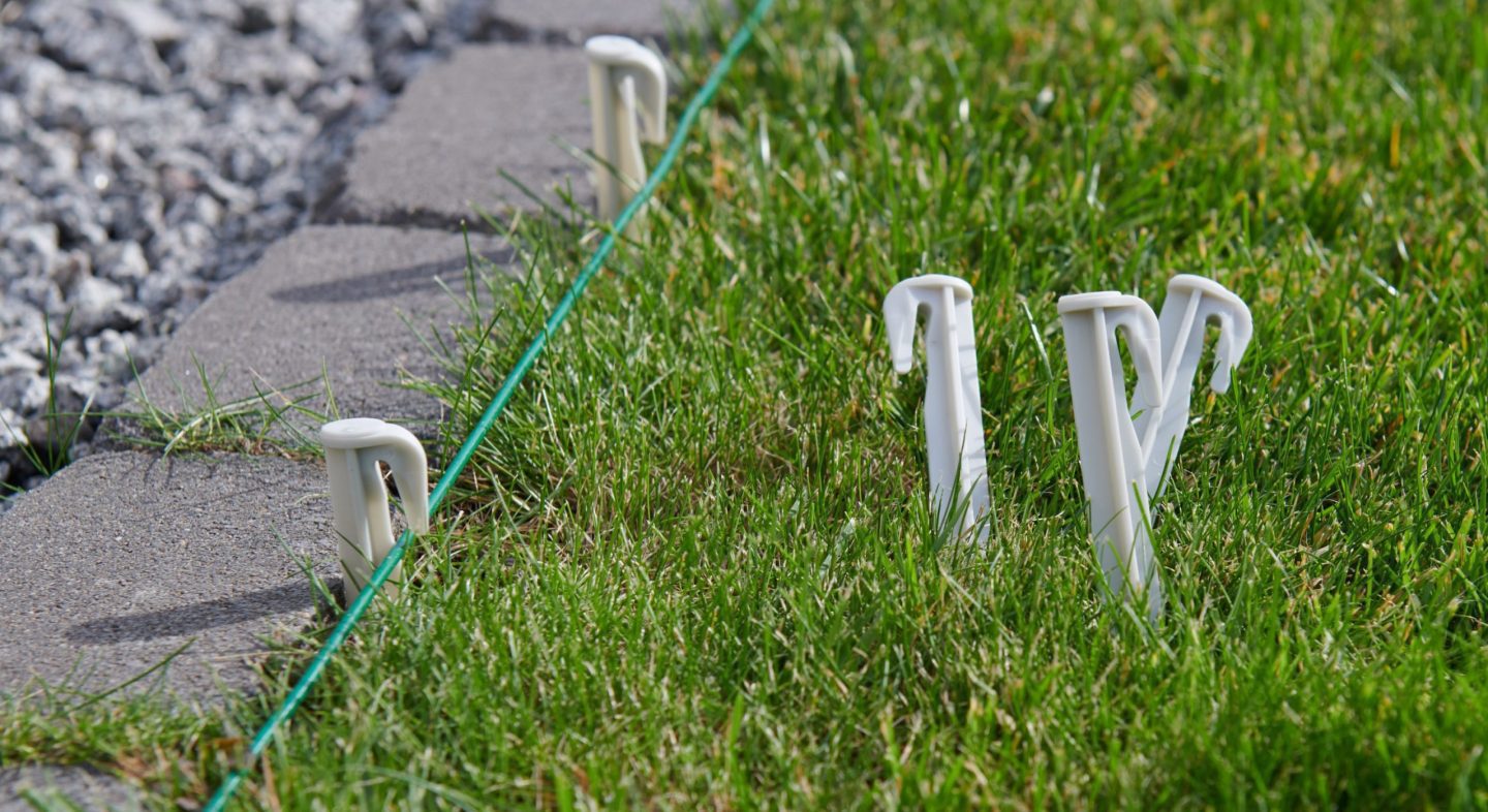 Der Fokus liegt auf bodenabbaubaren Kunststoffen in sinnvollen Anwendungsbereichen, einer zirkulären Kunststoffwirtschaft, sowie die Reduzierung von Mikroplastik in der Natur.