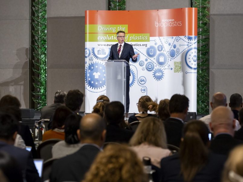 European Bioplastic Vortrag auf Messe