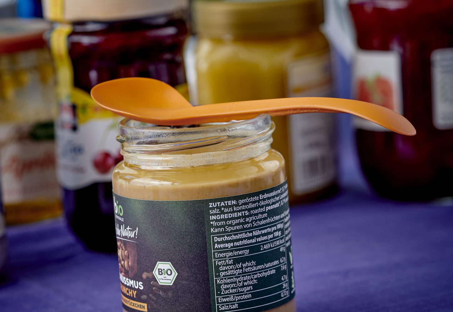 Sustainable plastic spoon made from compostable bioplastic
