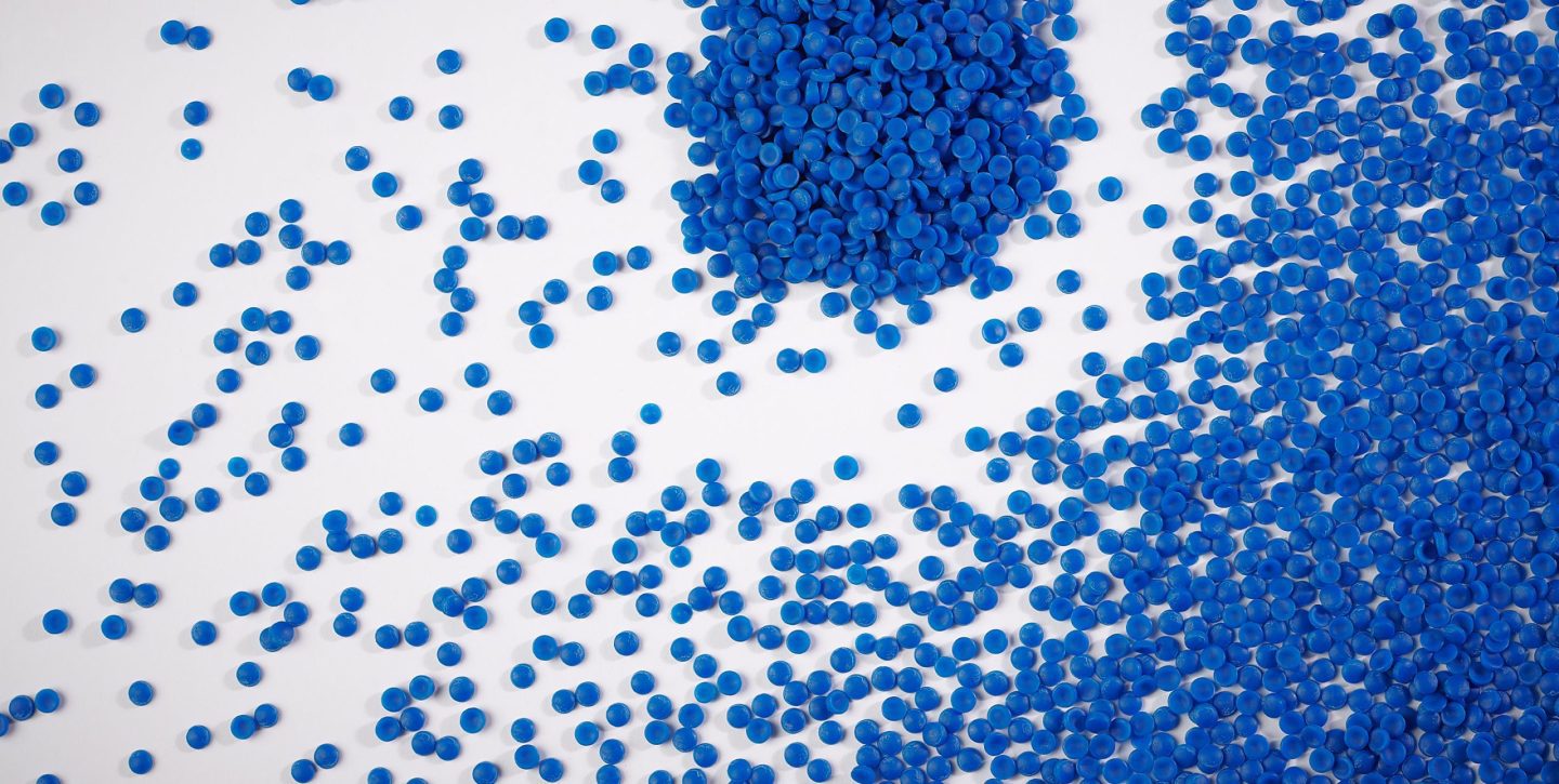 Kaskada_recycled plastic_HDPE_C_Blow_blue